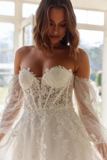 Giselle Wedding Dress by Tania Olsen - Vintage White